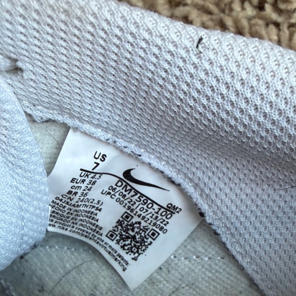 Nike Women’s White Sneakers with Black Swoosh and Tan Accent - Picture 3 of 3